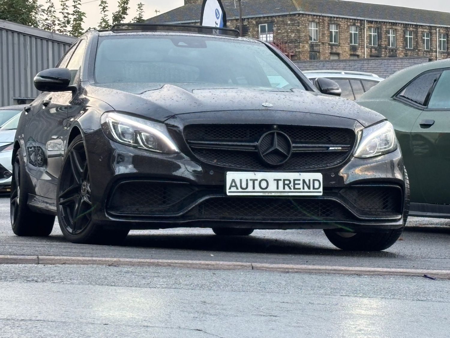 Used Mercedes-Benz C Class 2016 for sale - 76322744: Photo 2