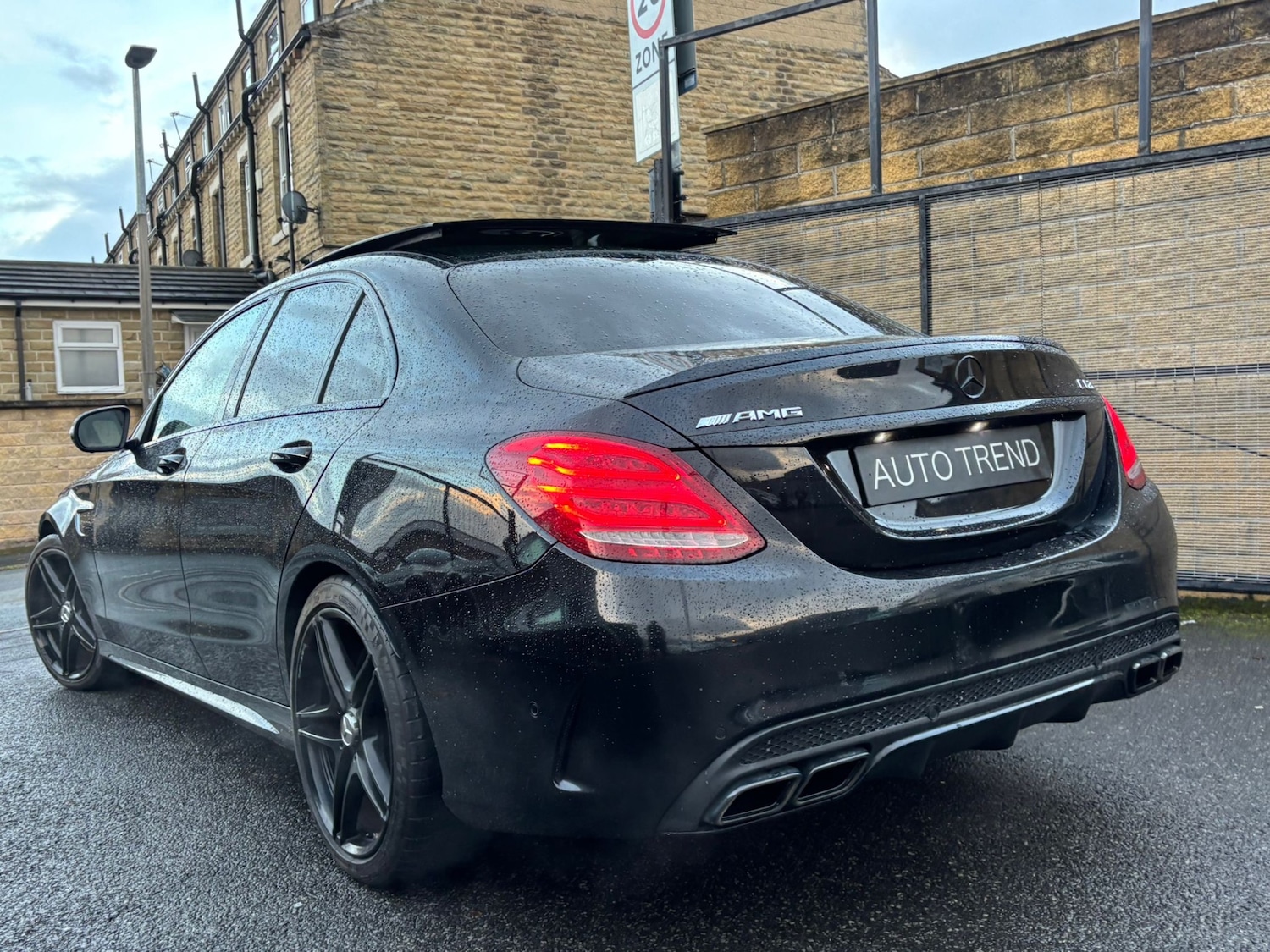 Used Mercedes-Benz C Class 2016 for sale - 76322744: Photo 3