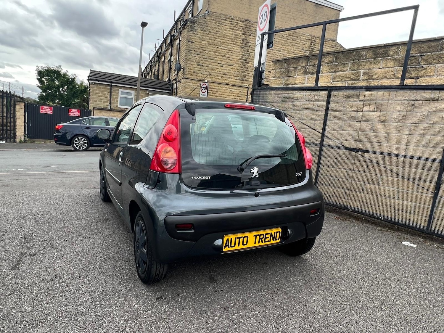 Vehicle 28