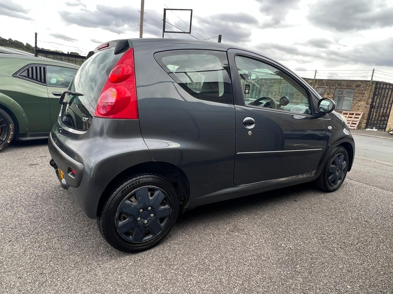 Vehicle 29