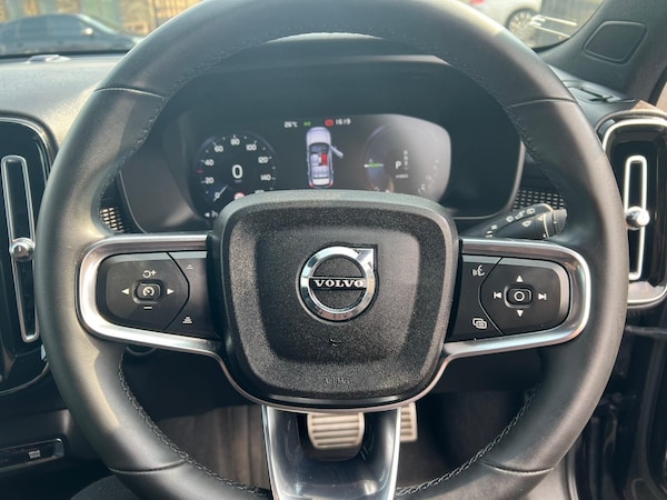 Used Volvo XC40 2021 for sale - 74821964: Photo 6