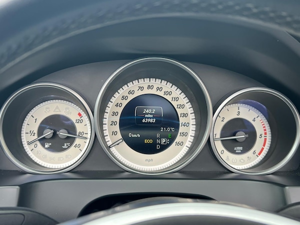 Used Mercedes-Benz E Class 2014 for sale - 67972452: Photo 11