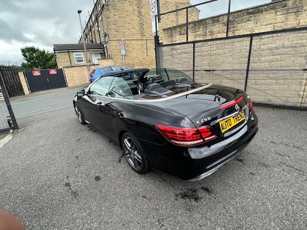 Used Mercedes-Benz E Class 2014 for sale - 67972452: Photo 4