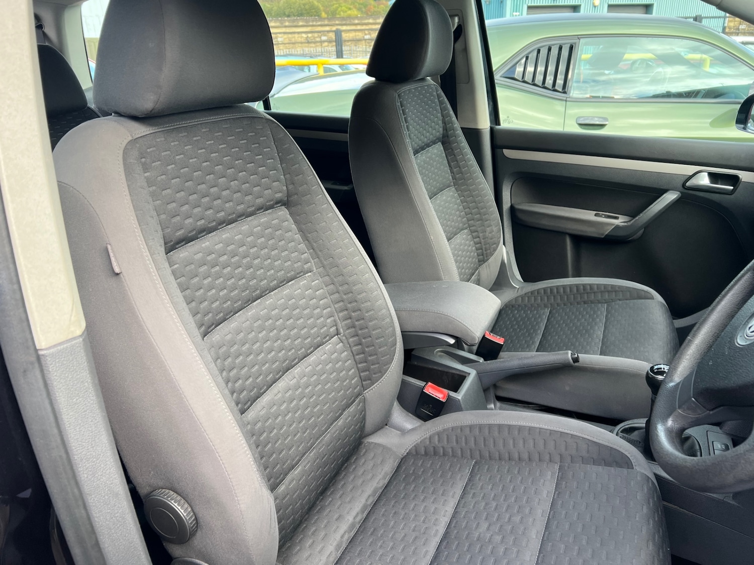 Used Volkswagen Touran 2008 for sale - 76353722: Photo 23