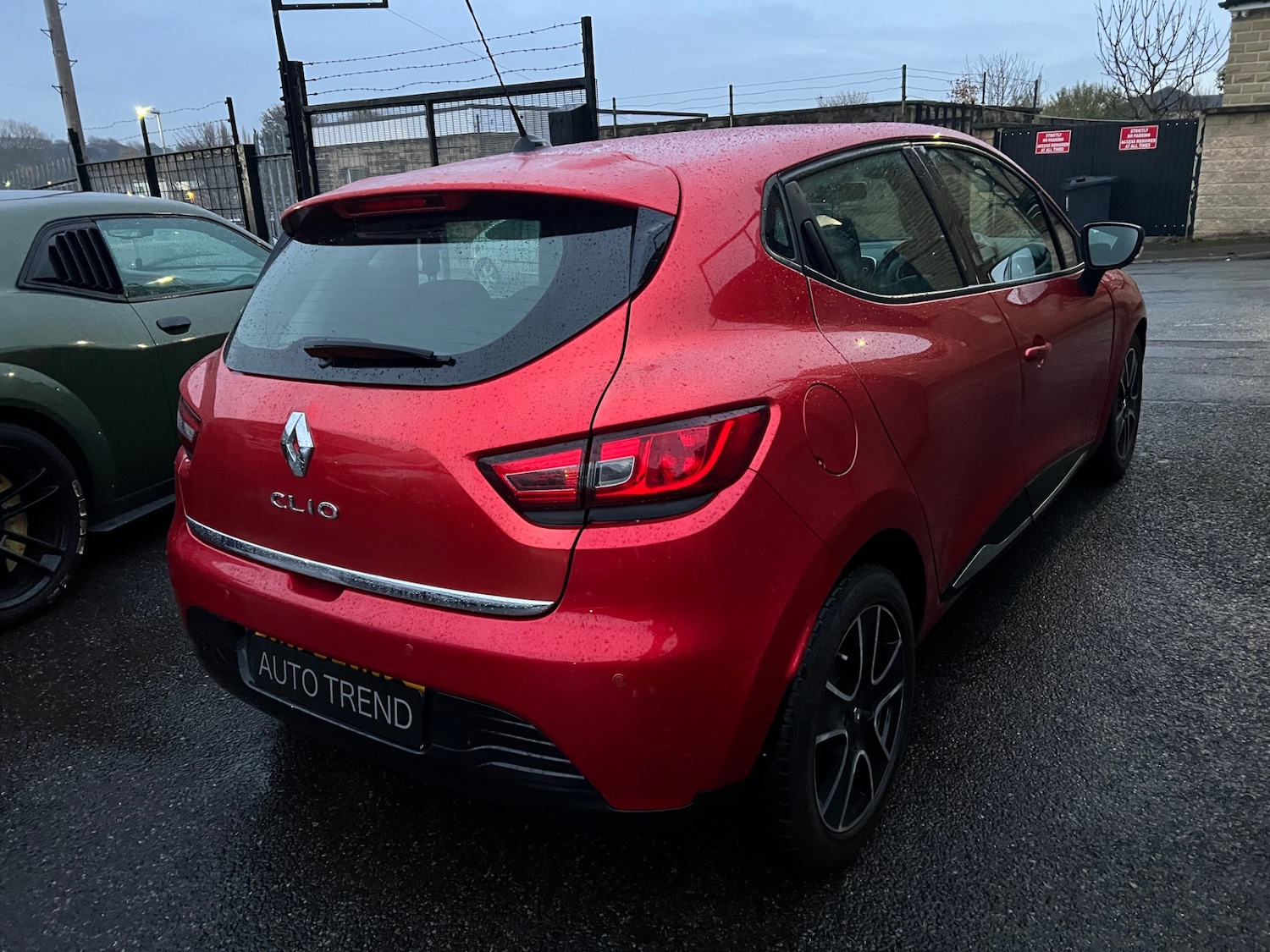 Used Renault Clio 2014 for sale - 76534099: Photo 18