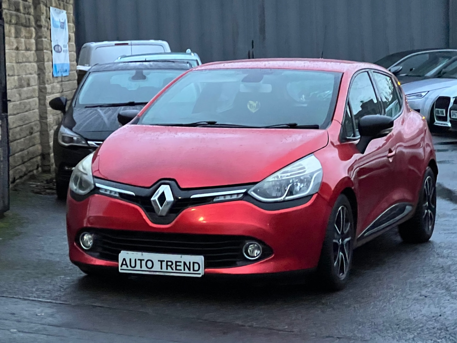 Used Renault Clio 2014 for sale - 76534099: Photo 3