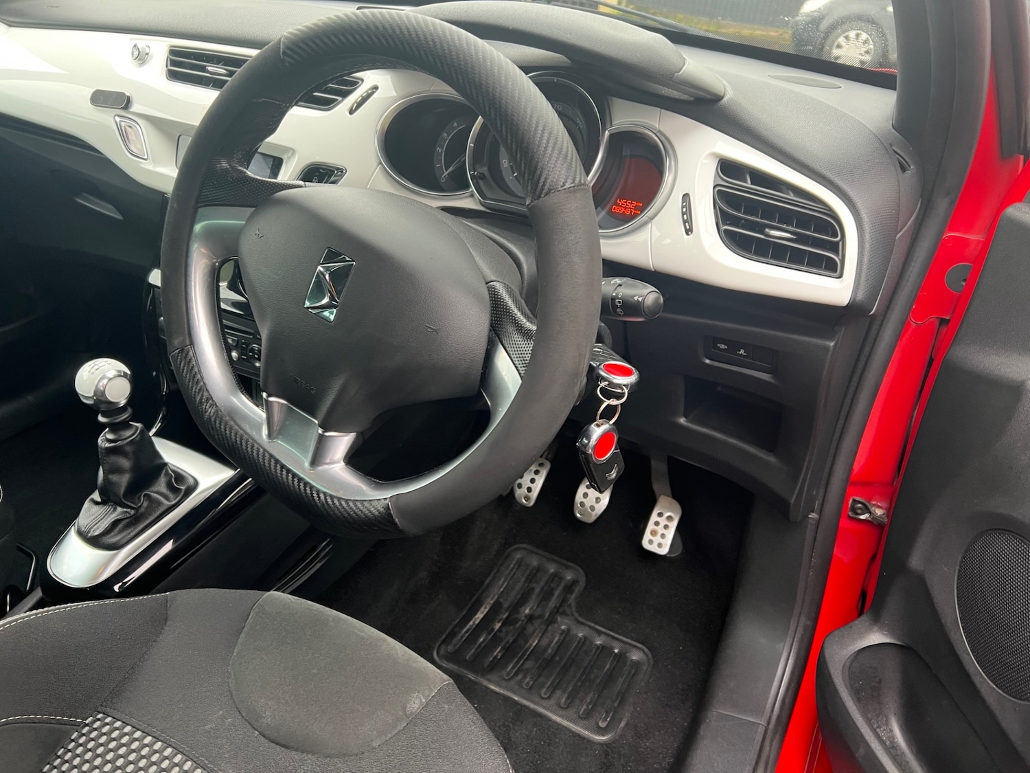 Used Citroen DS3 2011 for sale - 76554370: Photo 23