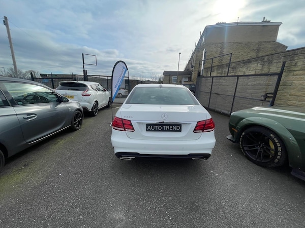 Used Mercedes-Benz E Class 2016 for sale - 73897984: Photo 28