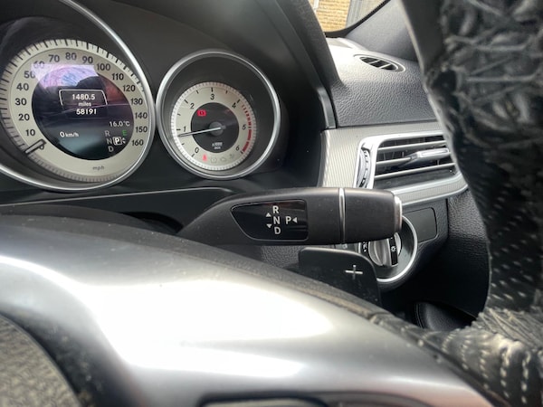 Used Mercedes-Benz E Class 2016 for sale - 73897984: Photo 35