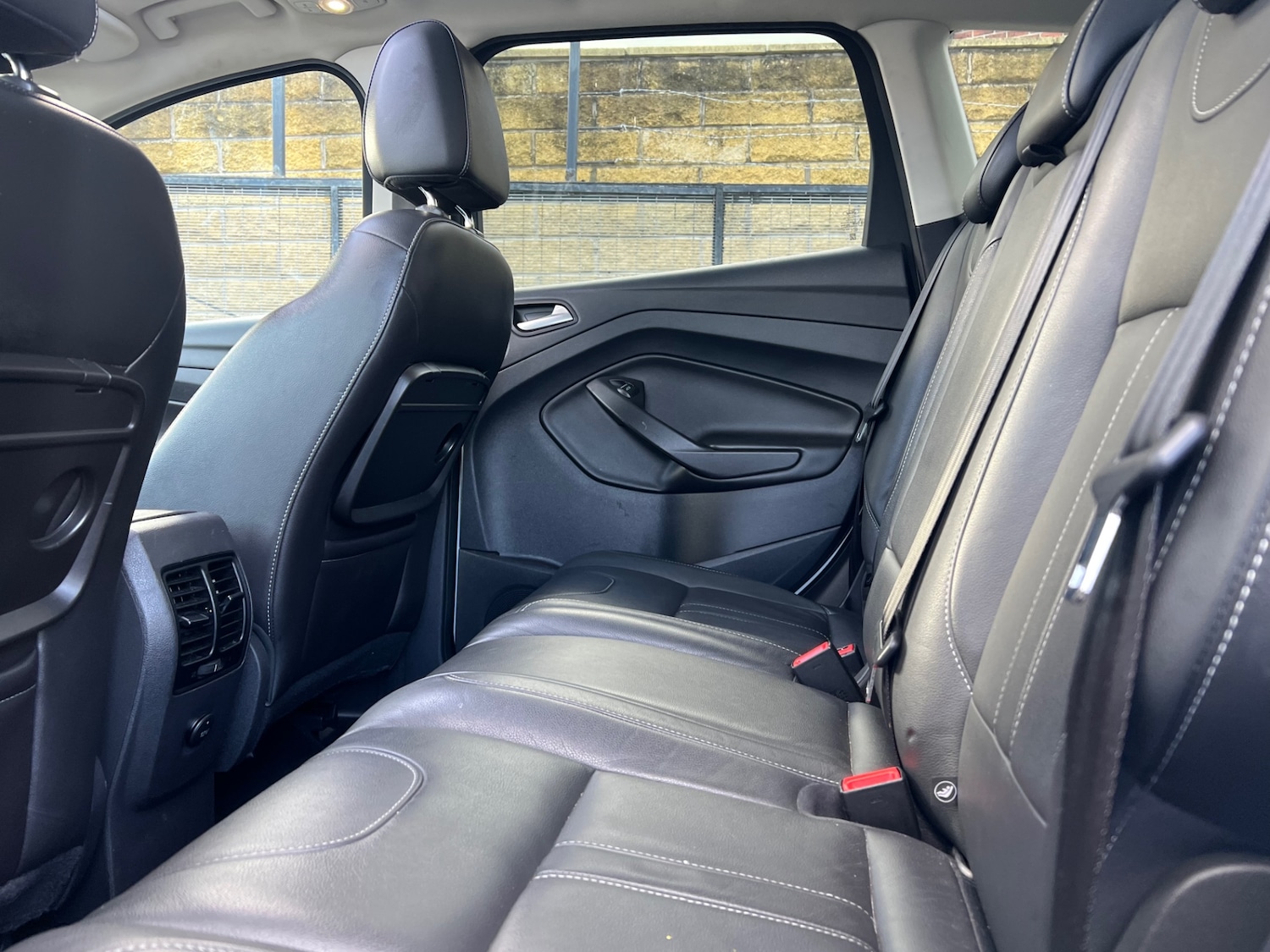 Used Ford Kuga 2014 for sale - 76353589: Photo 10