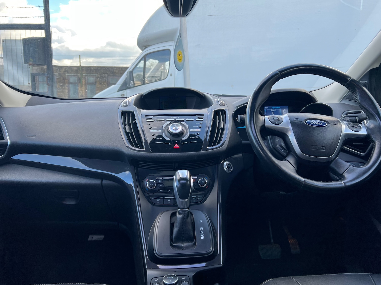 Used Ford Kuga 2014 for sale - 76353589: Photo 11