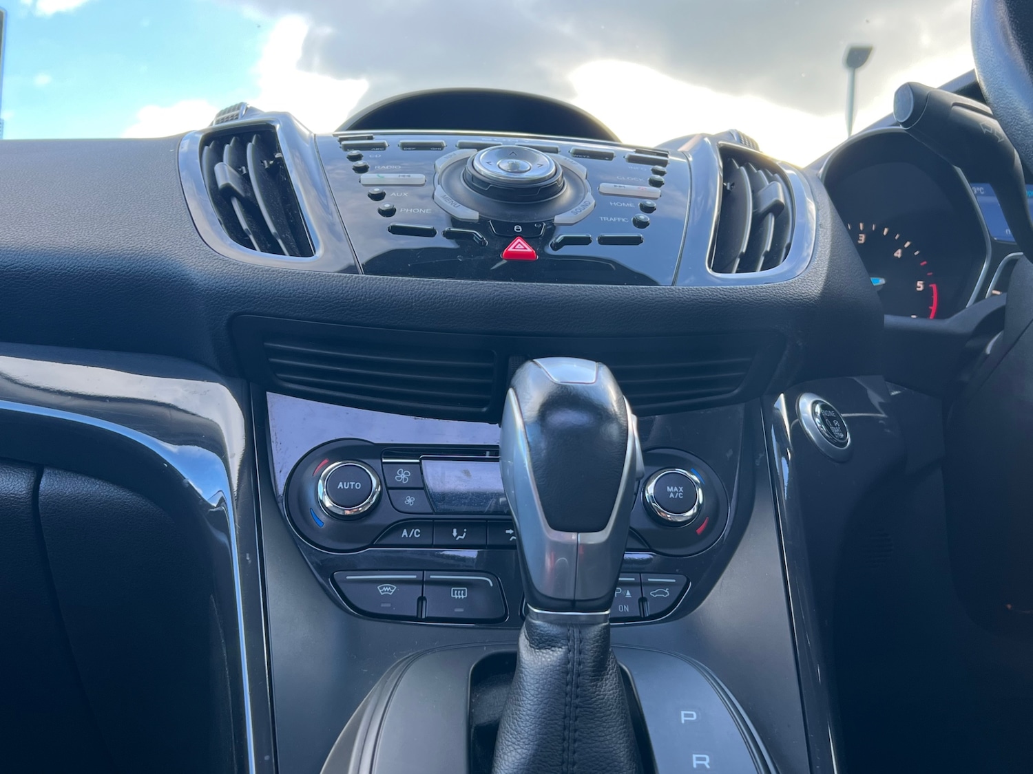 Used Ford Kuga 2014 for sale - 76353589: Photo 15