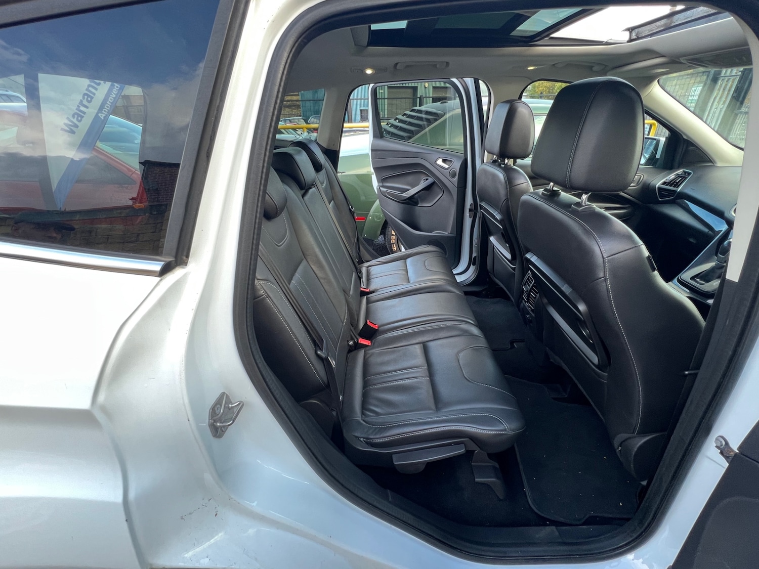 Used Ford Kuga 2014 for sale - 76353589: Photo 7