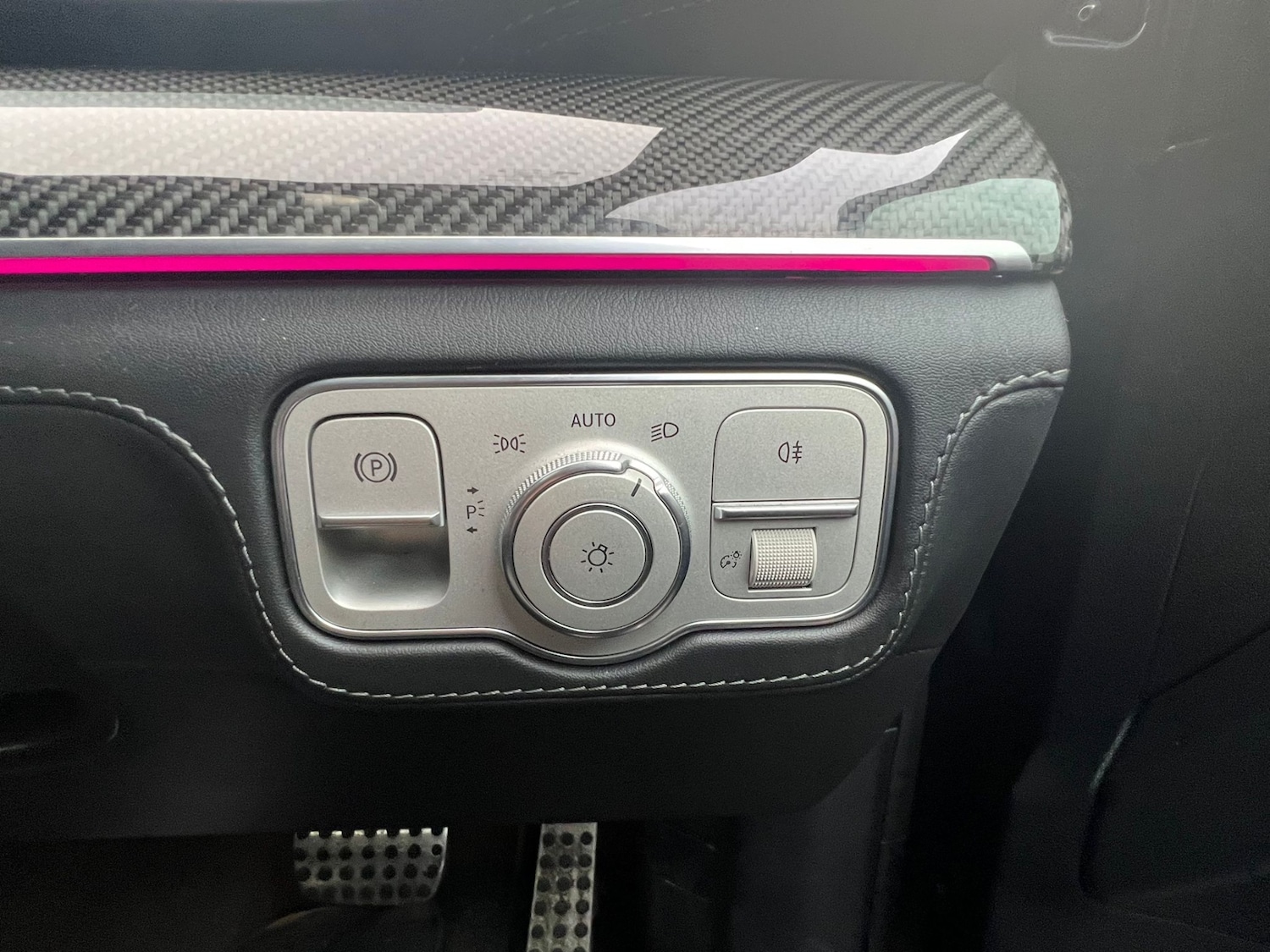 Vehicle 28