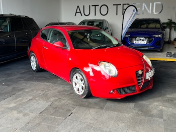 2009 (58) - 1.6 JTDM Lusso 3dr