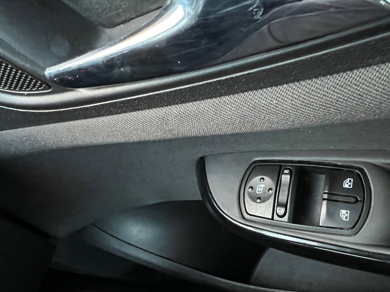 Used Vauxhall Corsa 2016 for sale - 76847353: Photo 6