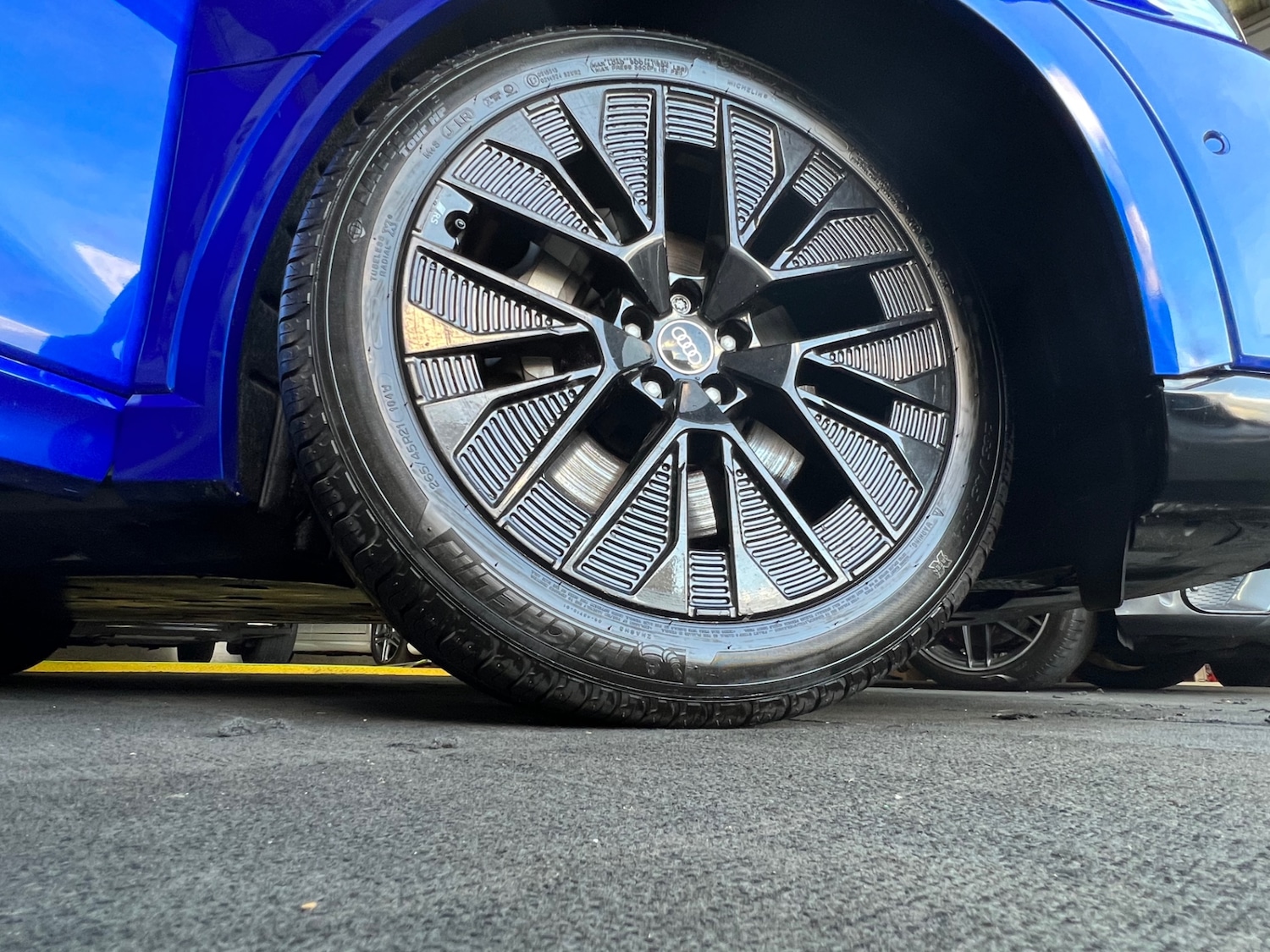 Used Audi Q8 2023 for sale - 76722043: Photo 18