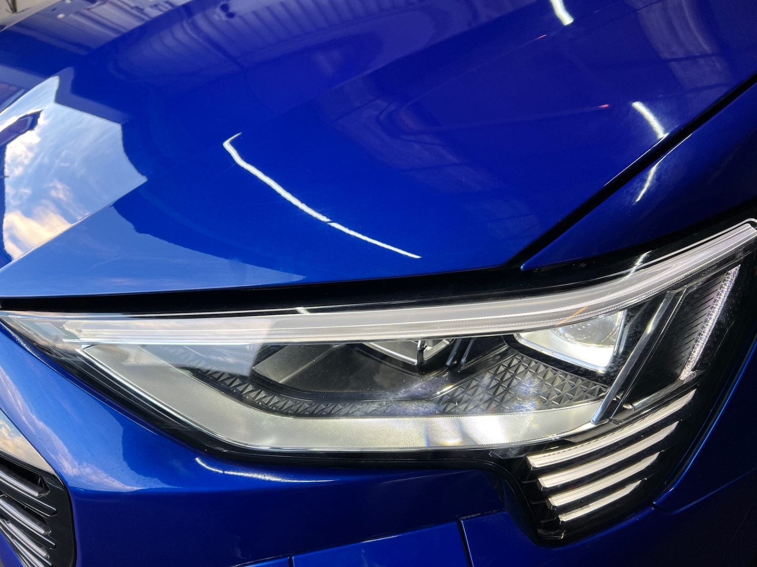 Used Audi Q8 2023 for sale - 76722043: Photo 23