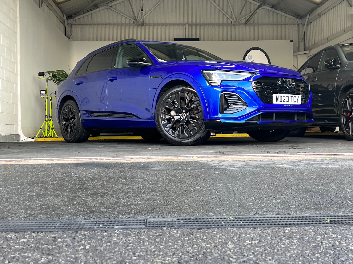 Used Audi Q8 2023 for sale - 76722043: Photo 31