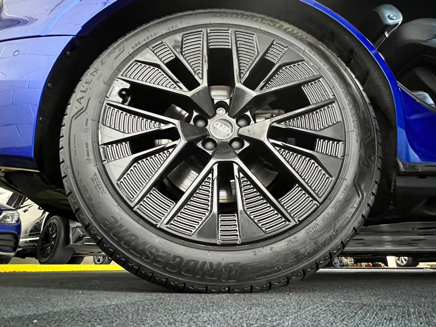 Used Audi Q8 2023 for sale - 76722043: Photo 9