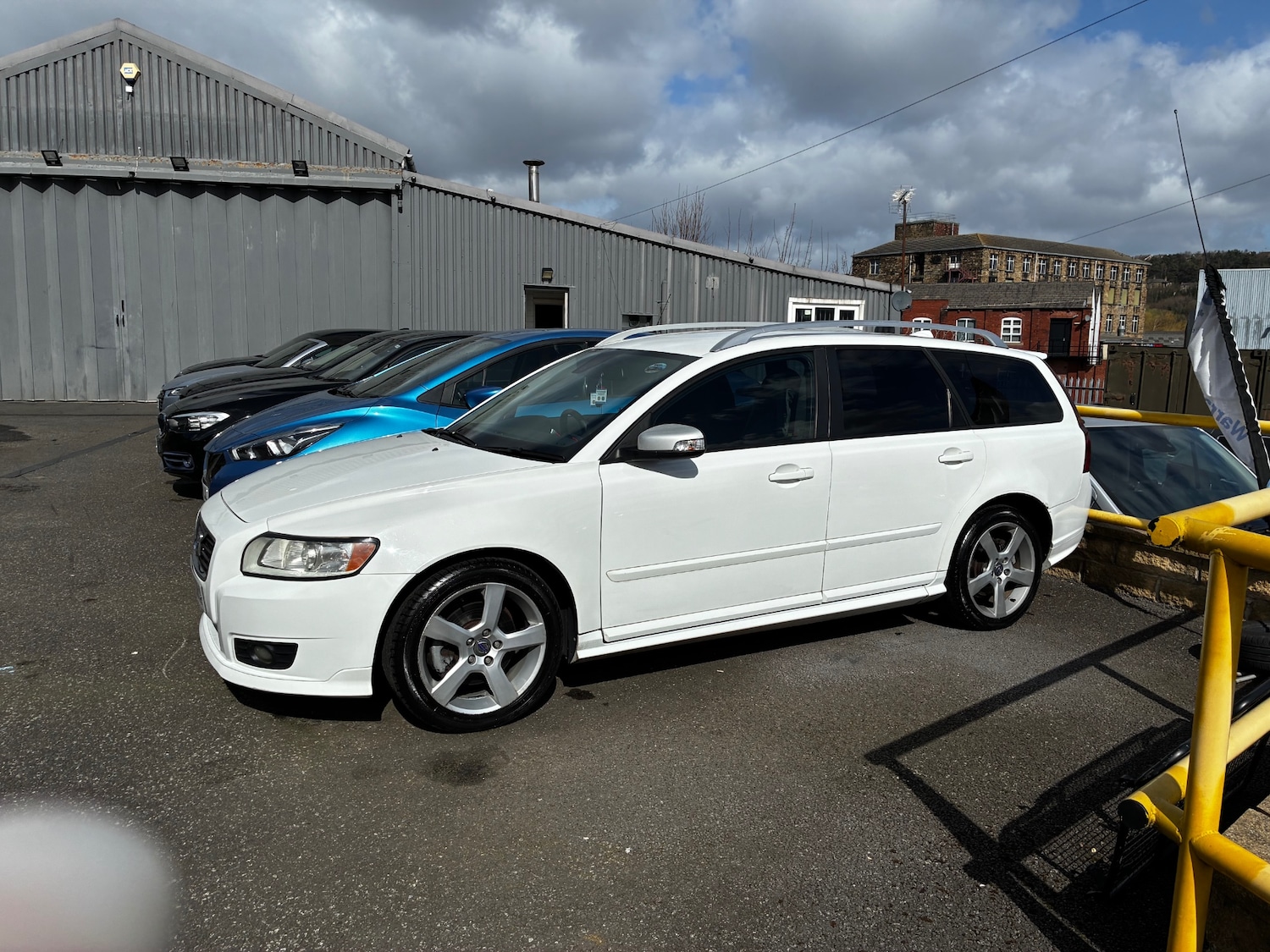 Used Volvo V50 2008 for sale - 78143707: Photo 3