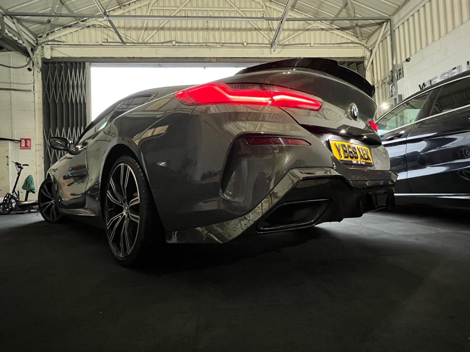 Used BMW 8 Series 2018 for sale - 77339284: Photo 3