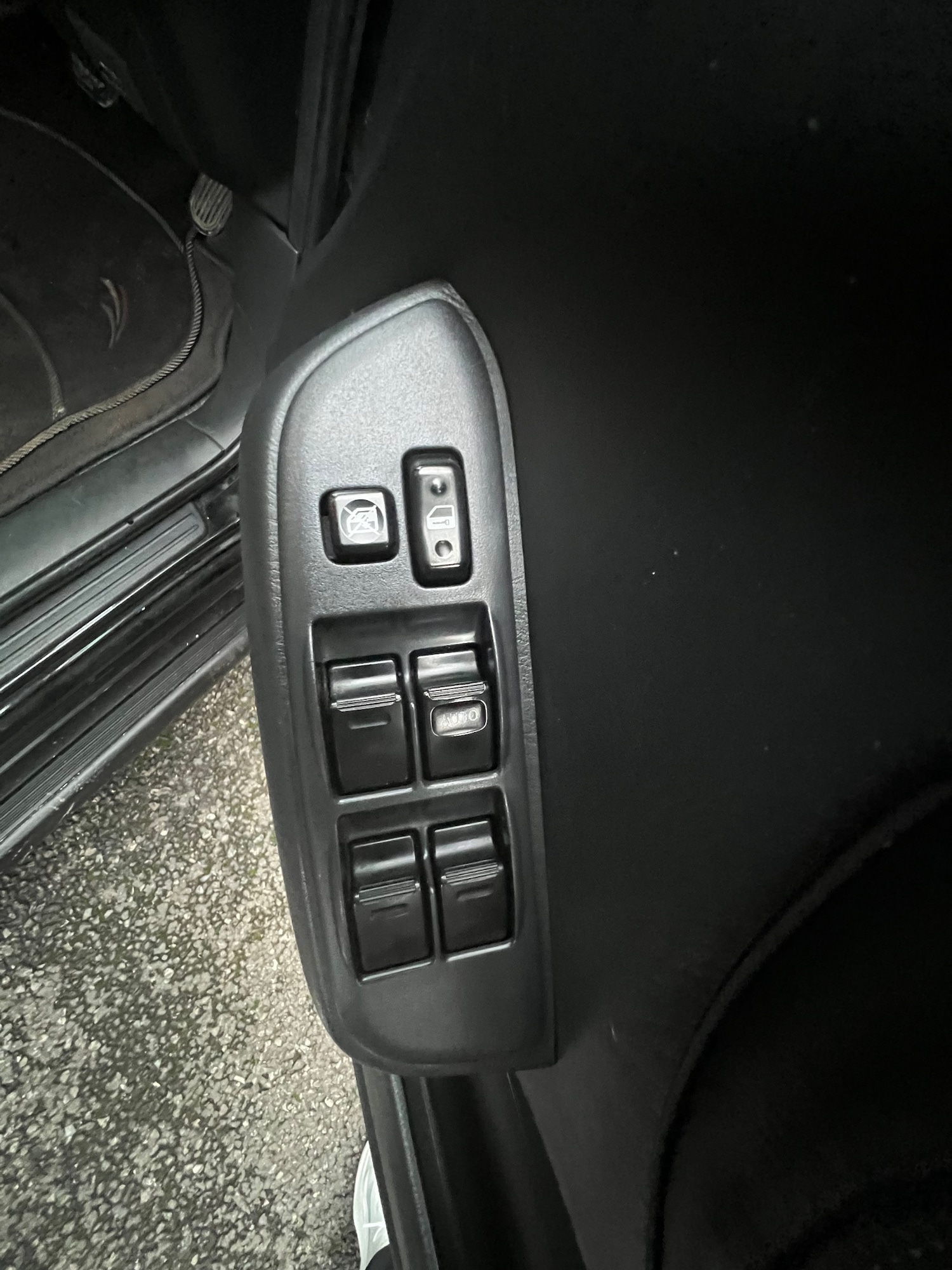 Used Toyota RAV4 2004 for sale - 76483193: Photo 10