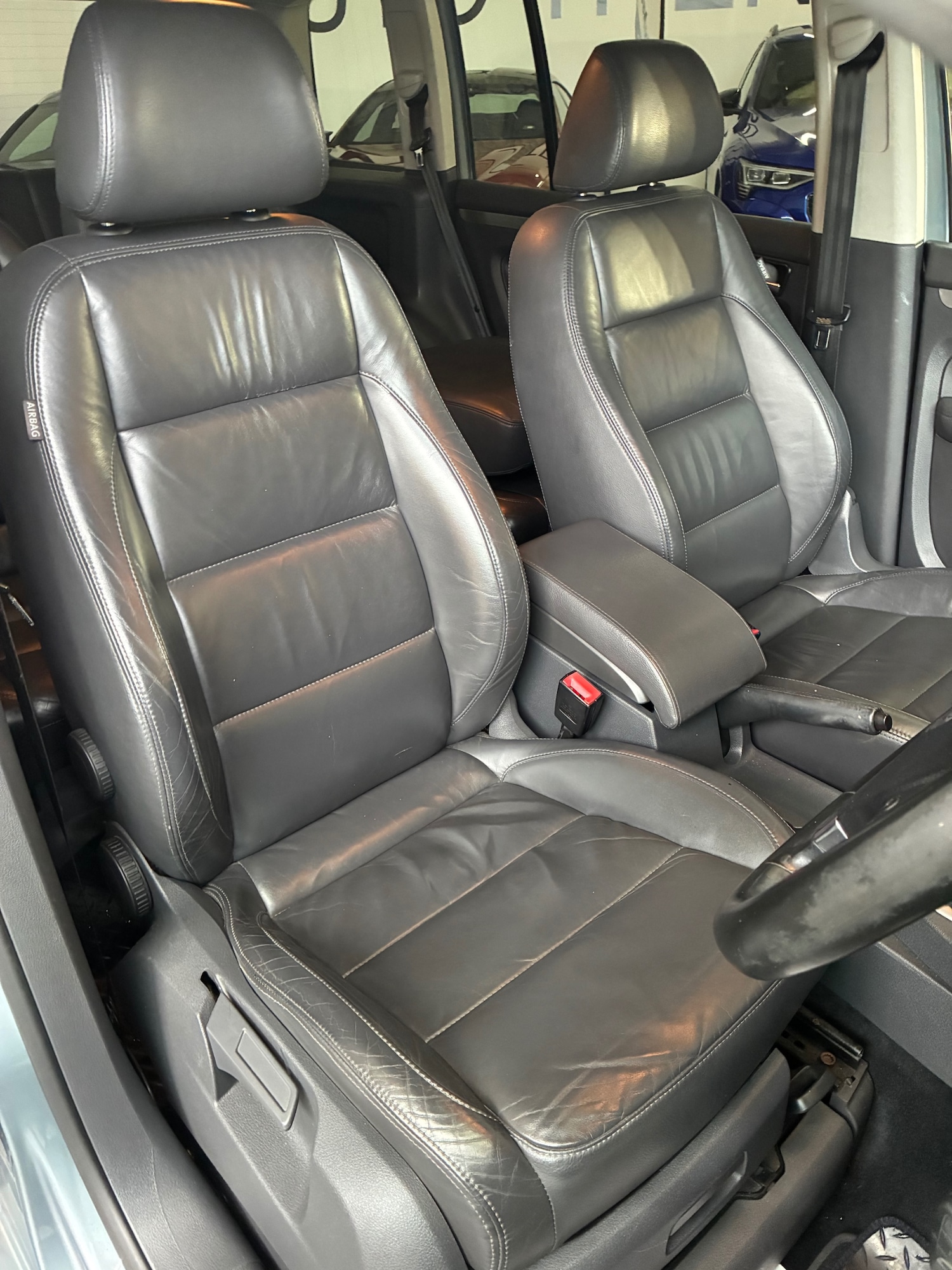 Used Volkswagen Touran 2008 for sale - 77055099: Photo 6