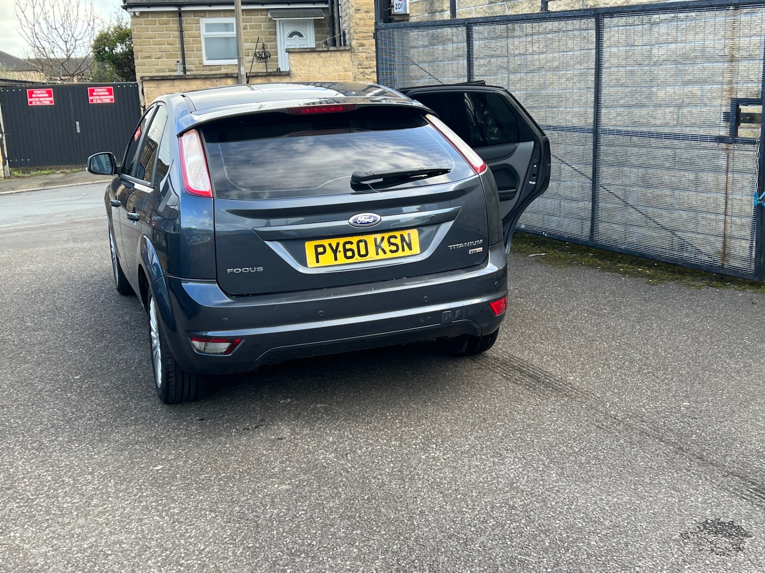 Used Ford Focus 2011 for sale - 78070662: Photo 16