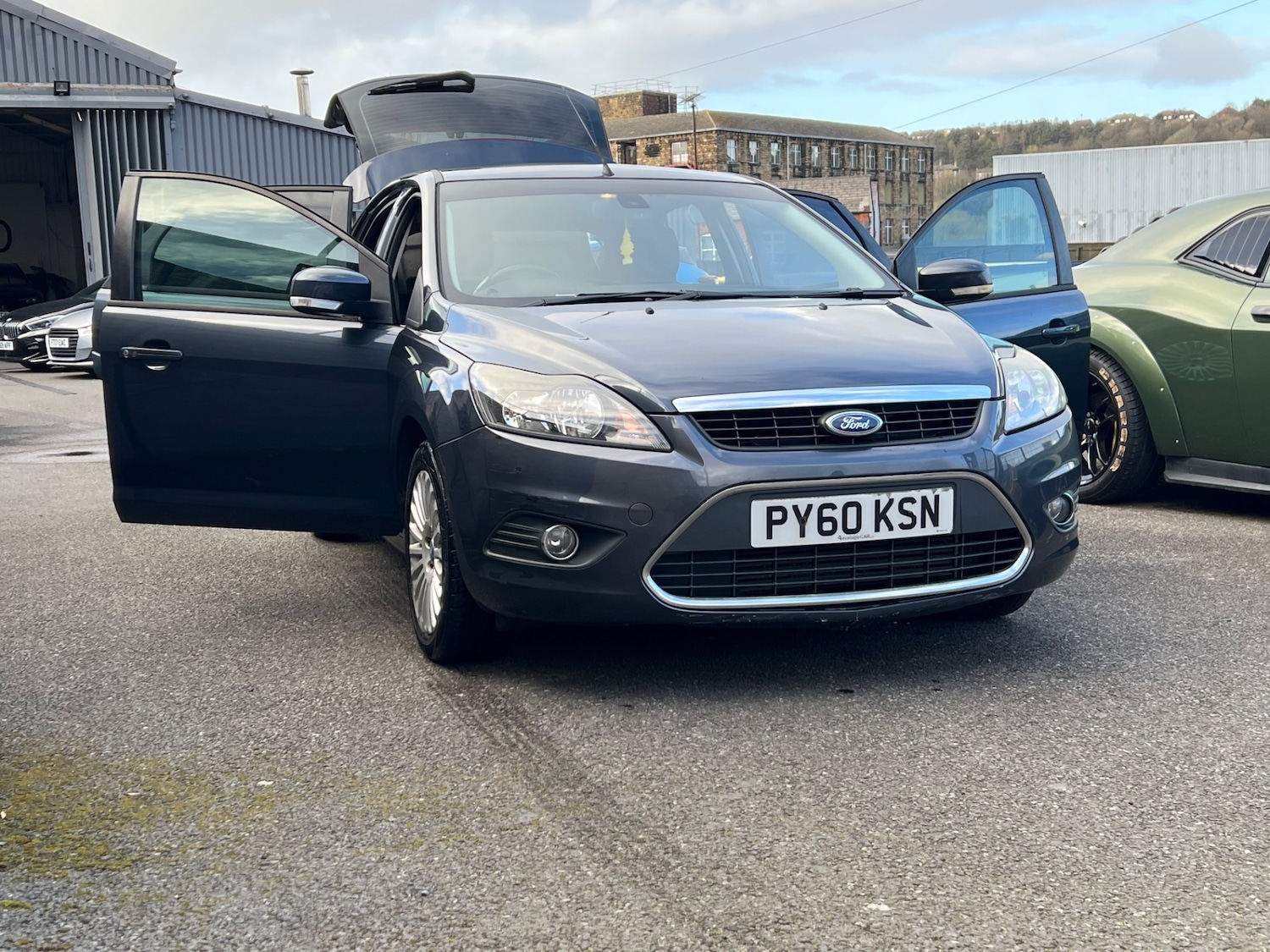 Used Ford Focus 2011 for sale - 78070662: Photo 18