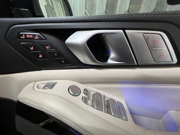 Used BMW X7 2019 for sale - 73809853: Photo 54