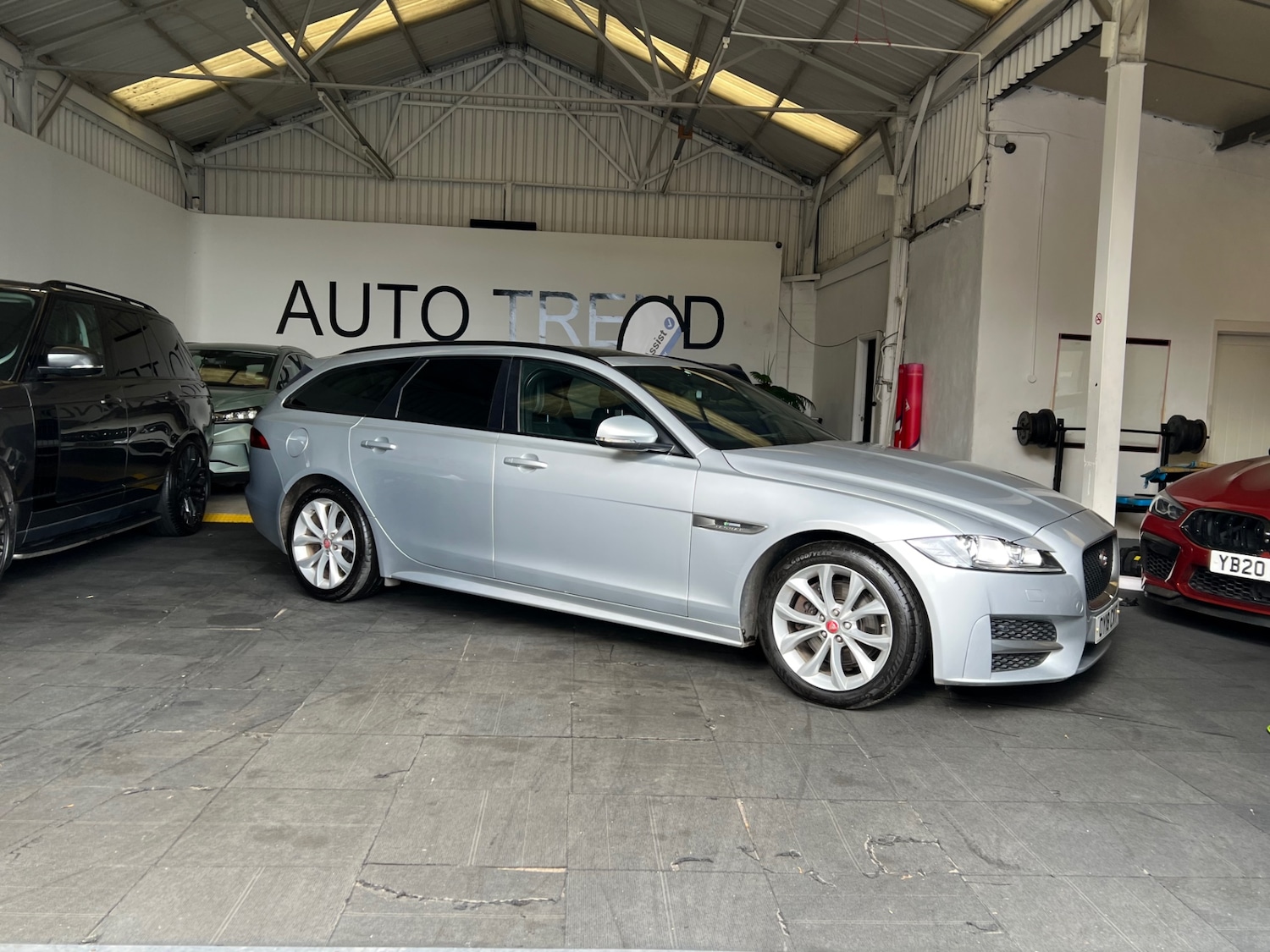 Used Jaguar XF 2018 for sale - 77873393: Photo 18