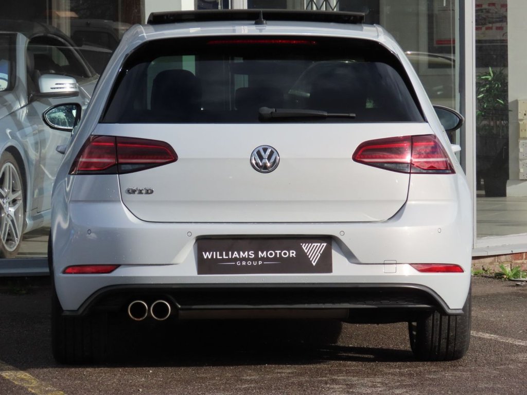 Used Volkswagen Golf 2018 for sale - 76632461: Photo 4