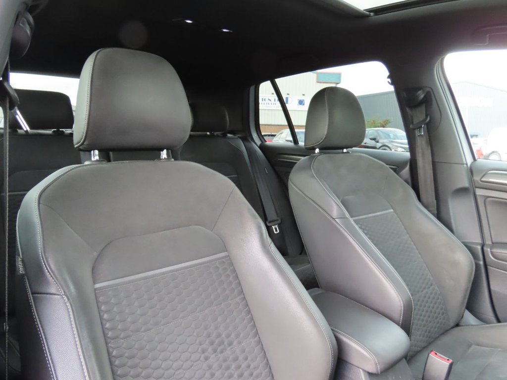 Used Volkswagen Golf 2018 for sale - 76632461: Photo 5