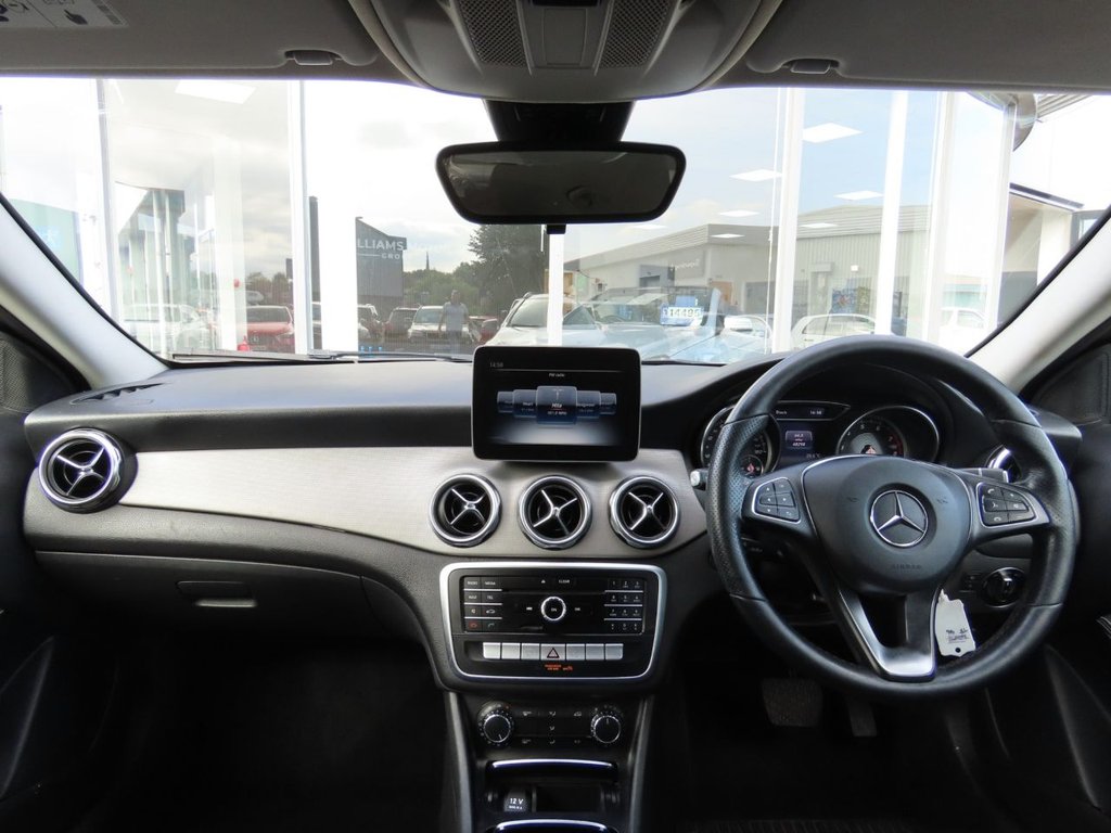 Used Mercedes-Benz GLA 2019 for sale - 76009531: Photo 9