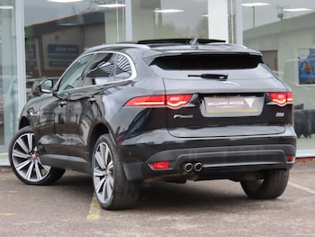 Used Jaguar F-Pace 2016 for sale - 78449574: Photo