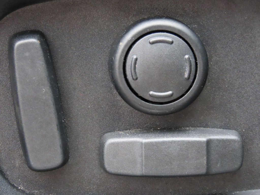 Used Land Rover Discovery Sport 2015 for sale - 77007371: Photo 11