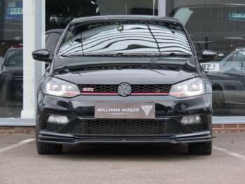 Used Volkswagen Polo 2016 for sale - 74765504: Photo