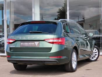 Used Skoda Superb 2019 for sale - 79551276: Photo