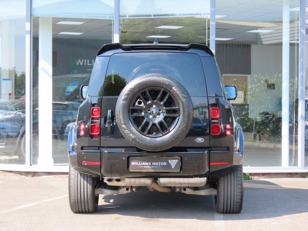 Used Land Rover Defender 2021 for sale - 74552479: Photo 5