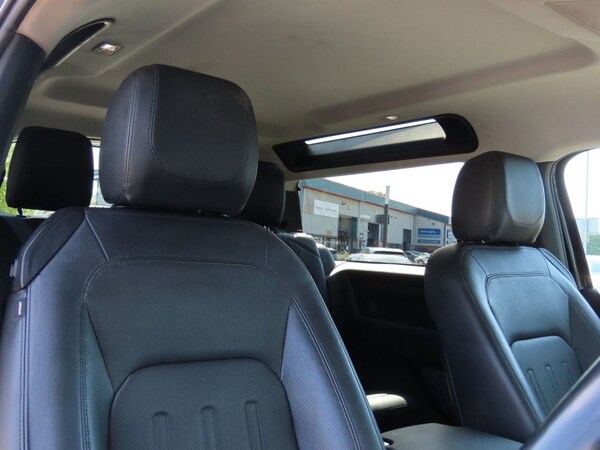 Used Land Rover Defender 2021 for sale - 74552479: Photo 7