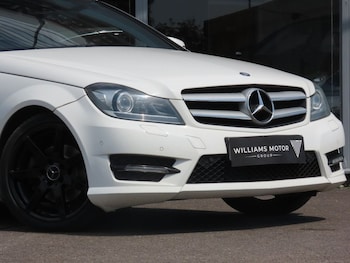 Used Mercedes-Benz C Class 2014 for sale - 79438523: Photo