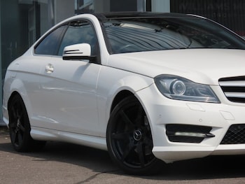 Used Mercedes-Benz C Class 2014 for sale - 79438523: Photo