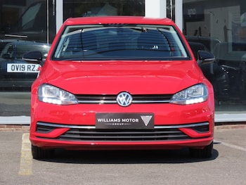 Used Volkswagen Golf 2019 for sale - 78449575: Photo