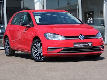 Used Volkswagen Golf 2019 for sale - 78449575: Photo