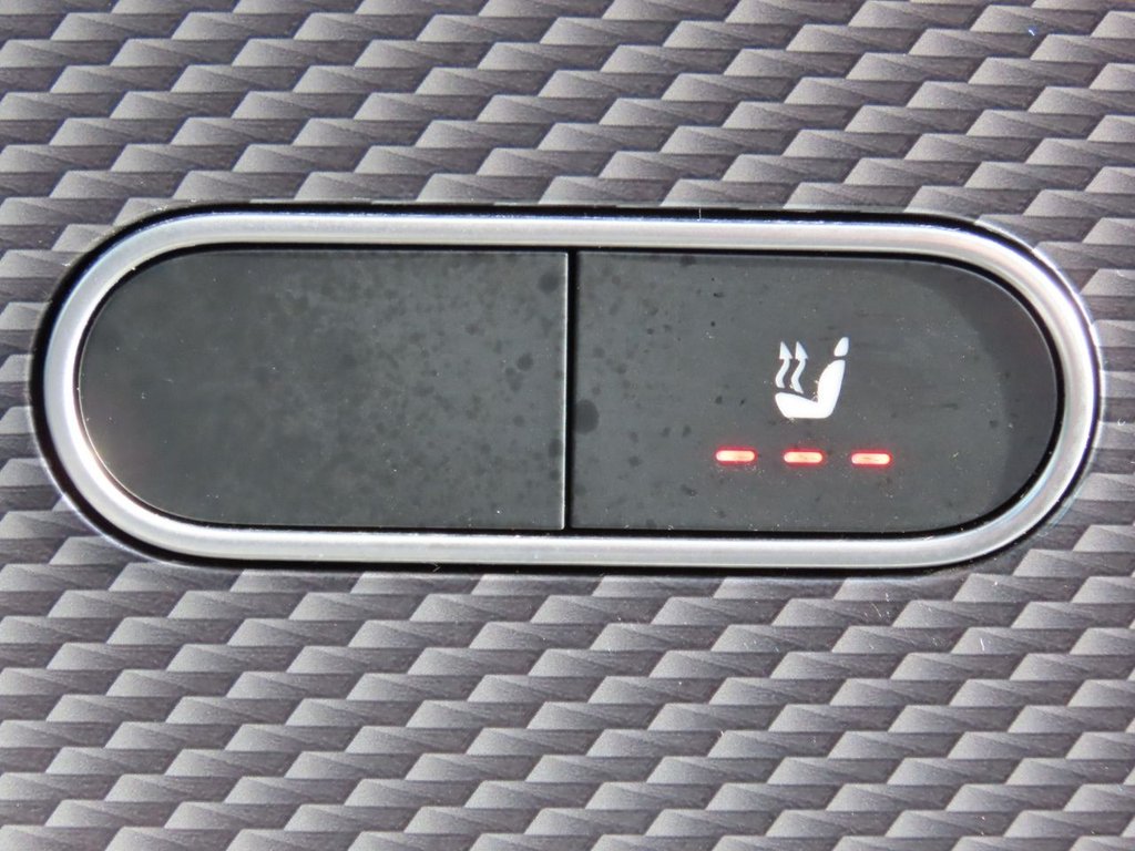 Used Mercedes-Benz A-Class 2018 for sale - 76386584: Photo 11