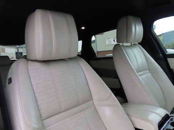 Used Land Rover Range Rover Velar 2018 for sale - 77806356: Photo