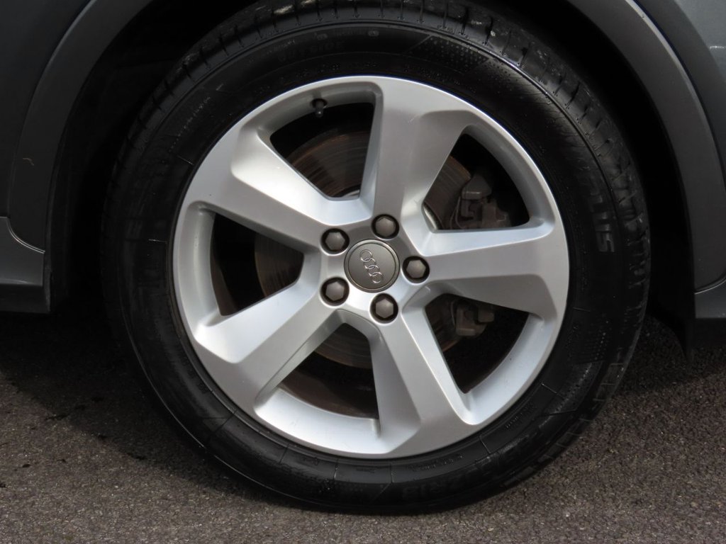 Used Audi Q3 2014 for sale - 77642361: Photo 6