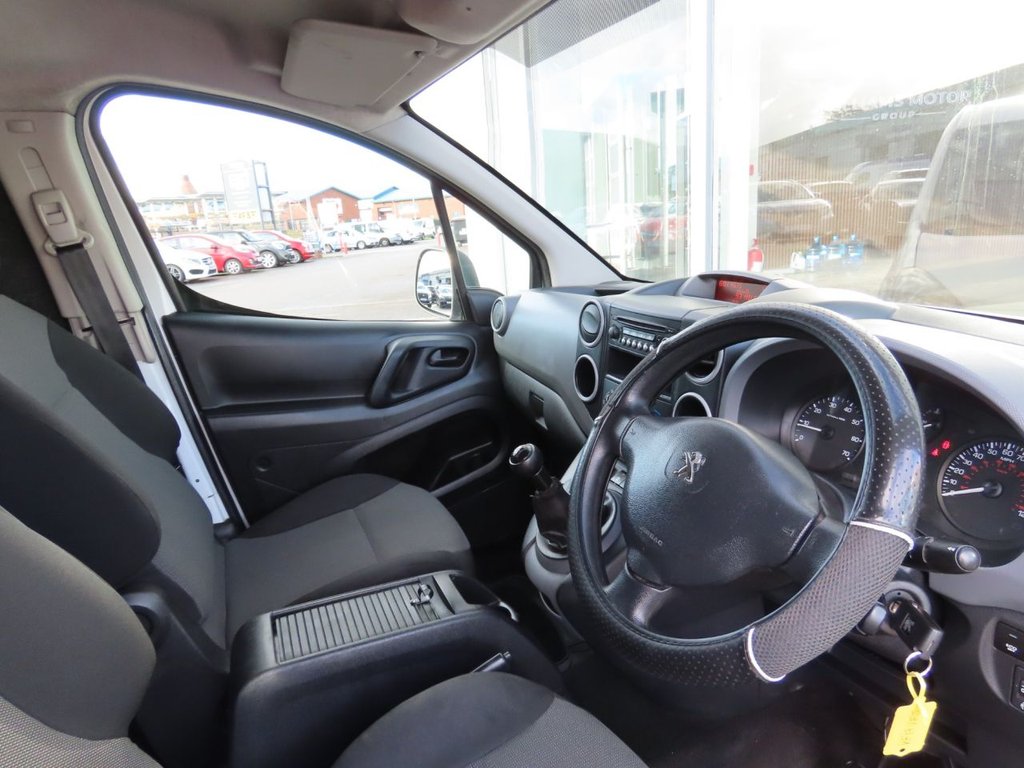 Used Peugeot Partner 2017 for sale - 76333224: Photo 8
