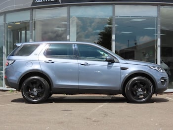Used Land Rover Discovery Sport 2019 for sale - 79423097: Photo